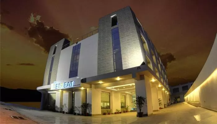 ریتریت آگرا یا رگال ویستا